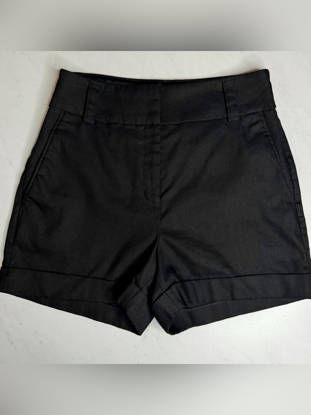 Express Black High-Waist Highrise Linen-Blend Cuffed Shorts Size 4